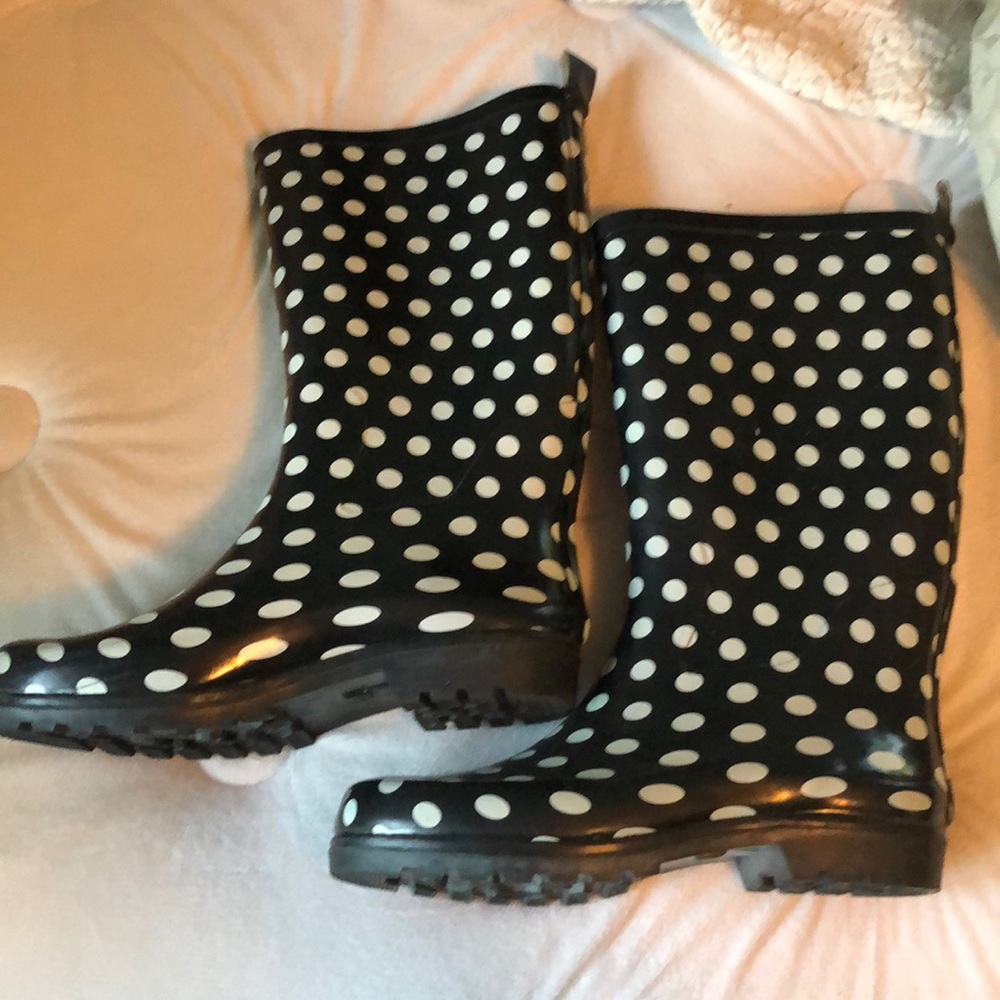 Polka dot rain boots